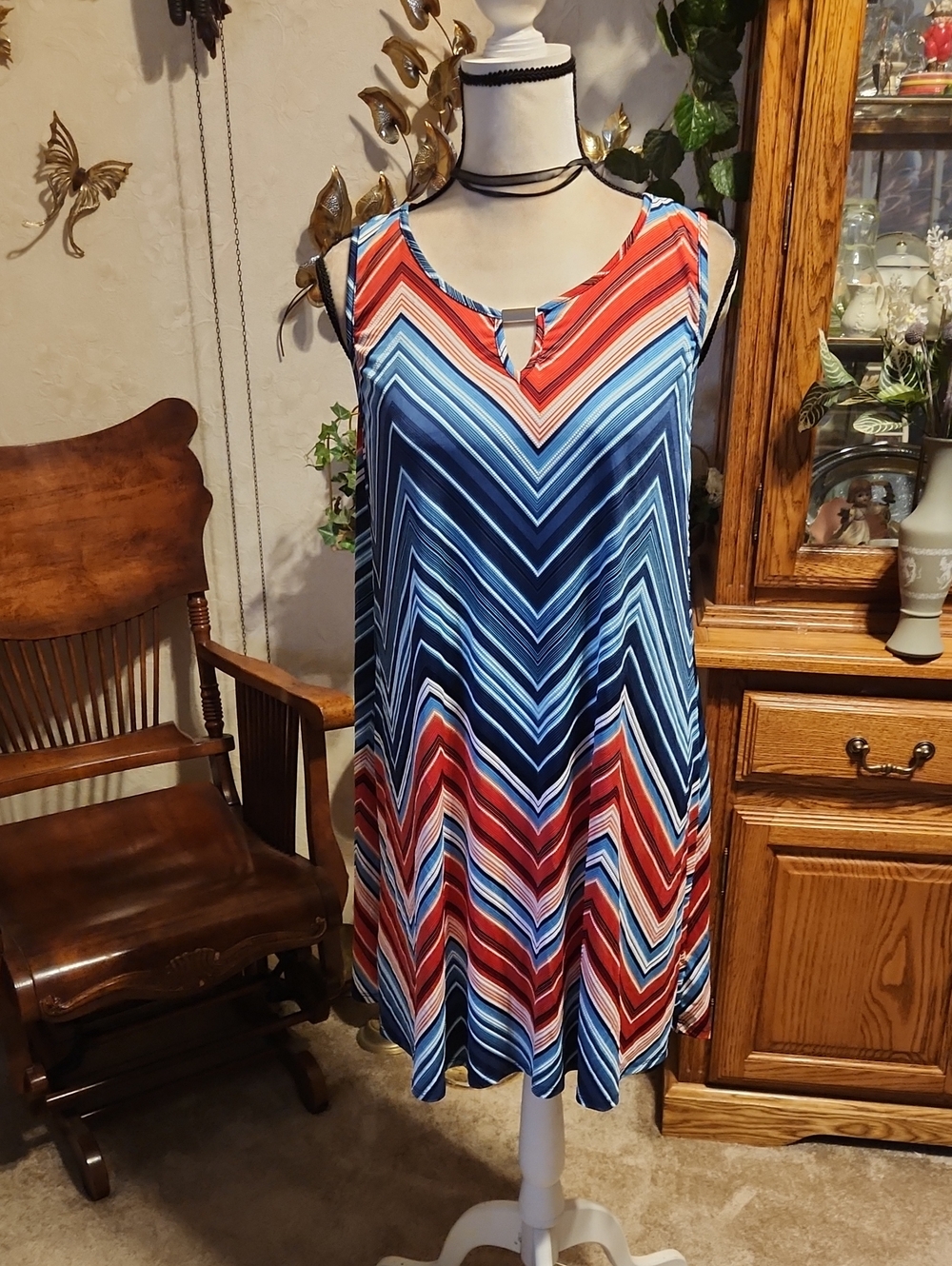Sleeveless Chevron Striped Swing Dress - Blue & Red